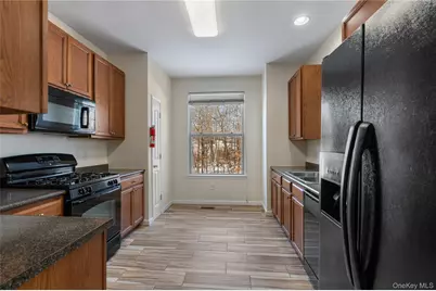 49 Woodside Knolls Drive, Middletown, NY 10940 - Photo 8