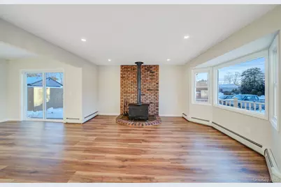 247 Rider Avenue, Patchogue, NY 11772 - Photo 6