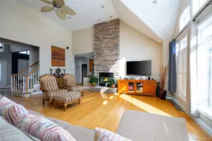 59 Winter Green Pl, Hopewell Junction, NY 12533 - Photo 8