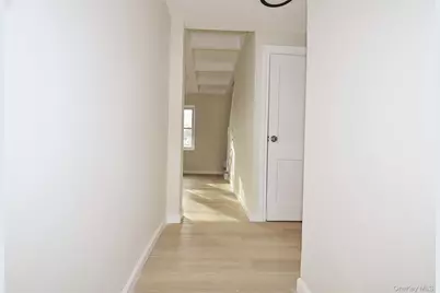 144-24 Village Road #67-B, Kew Gardens, NY 11435 - Photo 16