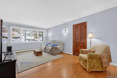 22 Hatfield Road, Mahopac, NY 10541 - Photo 14