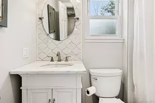 2 Oak St, Smithtown, NY 11787 - Photo 10