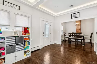 2 Oak Street, Smithtown, NY 11787 - Photo 4