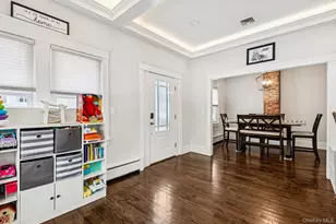 2 Oak St, Smithtown, NY 11787 - Photo 4