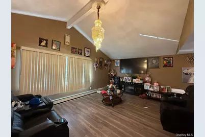 17 Hampton Road, Shirley, NY 11967 - Photo 6