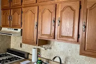 79-50 262nd St, Glen Oaks, NY 11004 - Photo 6