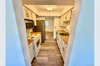 27 Wintergreen Court, Montgomery, NY 12549 - Photo 6