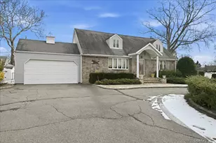 146 Longwood Ave, Westbury, NY 11590 - Photo 2