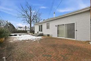146 Longwood Ave, Westbury, NY 11590 - Photo 34