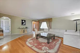 146 Longwood Ave, Westbury, NY 11590 - Photo 8