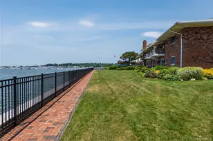 1 Toms Point Ln, Port Washington, NY 11050 - Photo 22