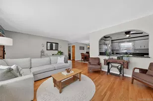 7 Nied Dr, Pleasant Valley, NY 12569 - Photo 8