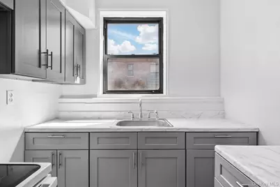 10 N Broadway #3H, White Plains, NY 10601 - Photo 6