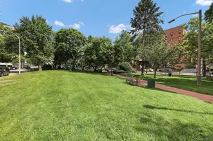 10 N Broadway, White Plains, NY 10601 - Photo 26