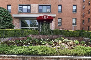 10 N Broadway, White Plains, NY 10601 - Photo 12