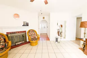 806 Oliver Ave, Westbury, NY 11590 - Photo 6