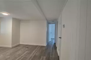 525 Riverleigh Ave Unit 116, Riverhead, NY 11901 - Photo 16