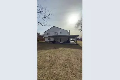 55 Parkway Avenue, Amityville, NY 11701 - Photo 2