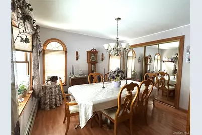 166 Choir Lane E, Westbury, NY 11590 - Photo 14