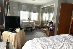 166 Choir Ln E, Westbury, NY 11590 - Photo 30