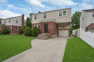 34 Diamond St, Elmont, NY 11003 - Photo 2