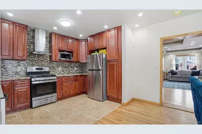 34 Diamond Street, Elmont, NY 11003 - Photo 10