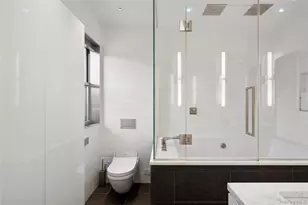 2 5th Ave, New York, NY 10011 - Photo 14