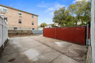 128-05 116th Ave, Ozone Park, NY 11420 - Photo 18