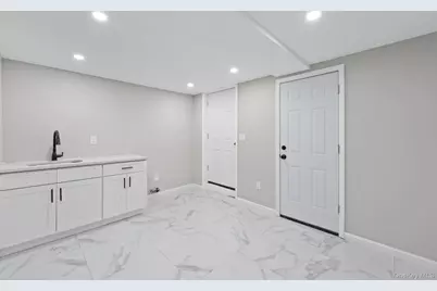 12805 116th Avenue, Ozone Park, NY 11420 - Photo 16