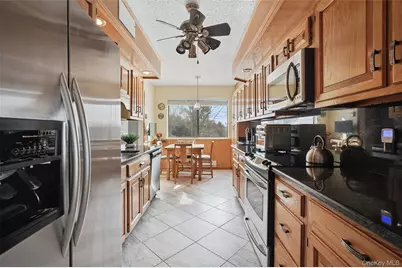 243 Heritage Hills Drive #B, Somers, NY 10589 - Photo 4