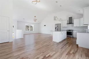 157 S Quaker Ln, Hyde Park, NY 12538 - Photo 4