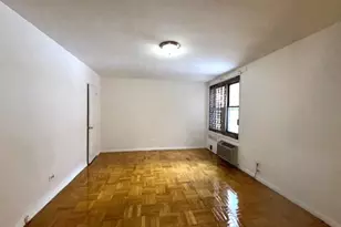 108-50 62nd Dr, Forest Hills, NY 11375 - Photo 6