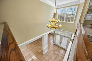 209 Windwatch Dr, Hauppauge, NY 11788 - Photo 26