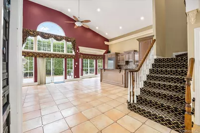 209 Windwatch Drive, Hauppauge, NY 11788 - Photo 8