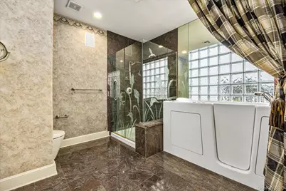 209 Windwatch Drive, Hauppauge, NY 11788 - Photo 20