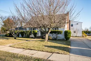 1 Salem, Hicksville, NY 11801 - Photo 2