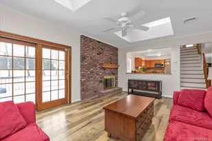 111 Cocks Ln, Locust Valley, NY 11560 - Photo 12