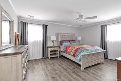 111 Cocks Lane, Locust Valley, NY 11560 - Photo 14