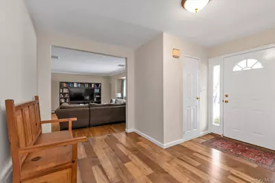 111 Cocks Lane, Locust Valley, NY 11560 - Photo 4