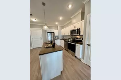 75 E Hoffman Avenue #4087, Lindenhurst, NY 11757 - Photo 4