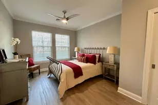 75 E Hoffman Ave, Lindenhurst, NY 11757 - Photo 16