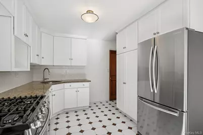 48 Cypress Lane, Briarcliff Manor, NY 10510 - Photo 12