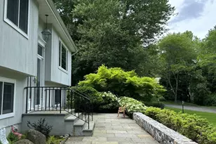 48 Cypress Ln, Briarcliff Manor, NY 10510 - Photo 4