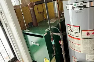 60-46 83rd Pl, Middle Village, NY 11379 - Photo 14