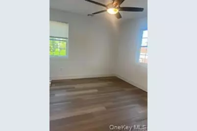 152 South Country #B, Bellport, NY 11713 - Photo 6