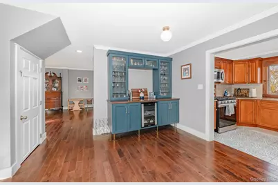 456 48th Street, Lindenhurst, NY 11757 - Photo 8