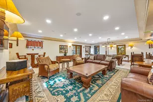 10 Hemlock Dr, Great Neck, NY 11024 - Photo 30