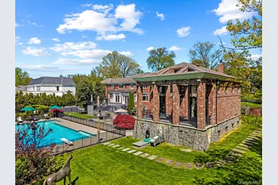 10 Hemlock Drive, Great Neck, NY 11024 - Photo 40