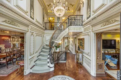 10 Hemlock Drive, Great Neck, NY 11024 - Photo 4