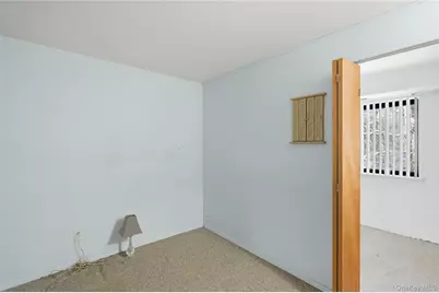 19 Newbrook #19, Bay Shore, NY 11706 - Photo 18